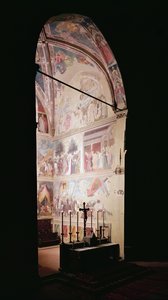 Abside con il Ciclo della Leggenda della Vera Croce, completato nel 1464 da Piero della Francesca
